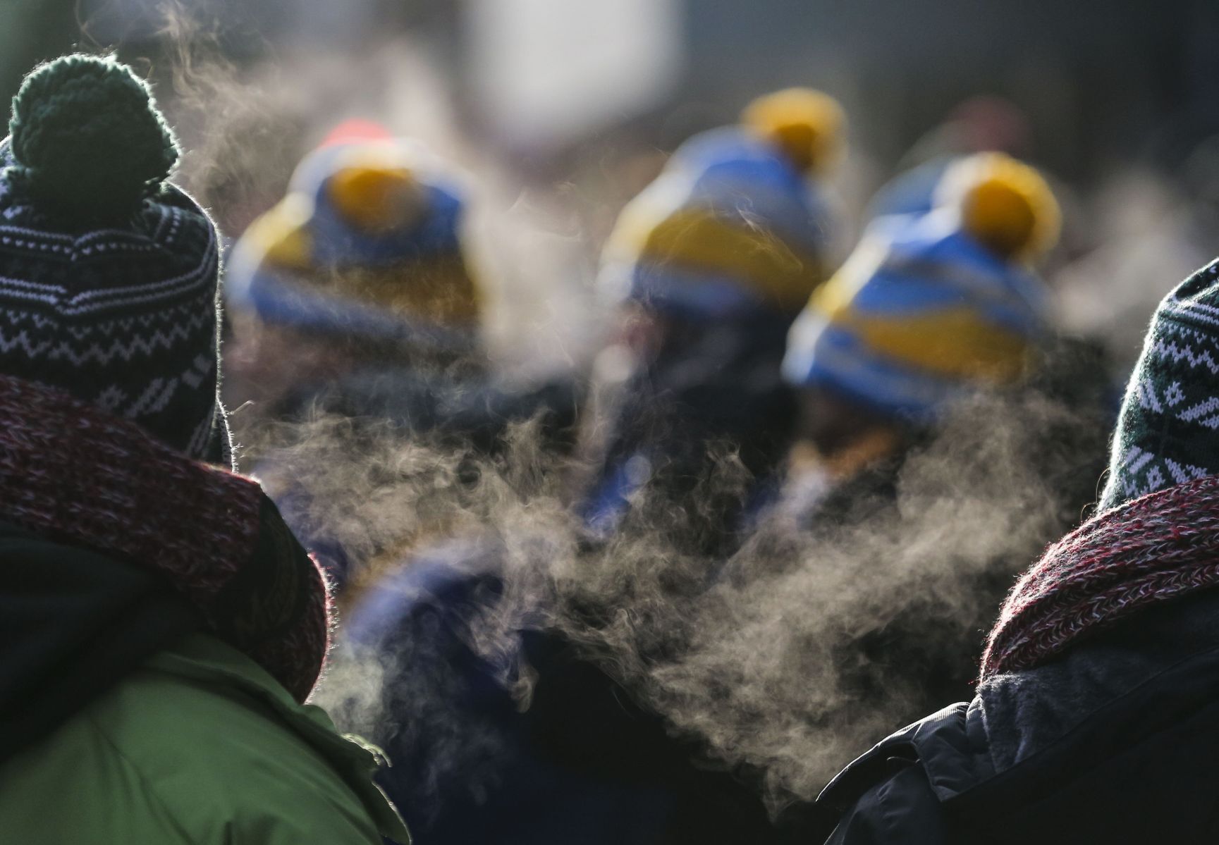 Fans brave the cold before Winter Classic